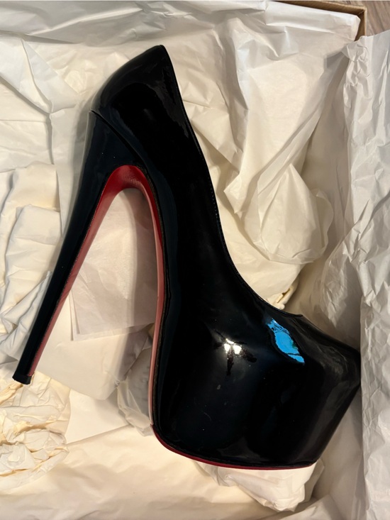 christian louboutin daffodile pumps black patent leather main image 2